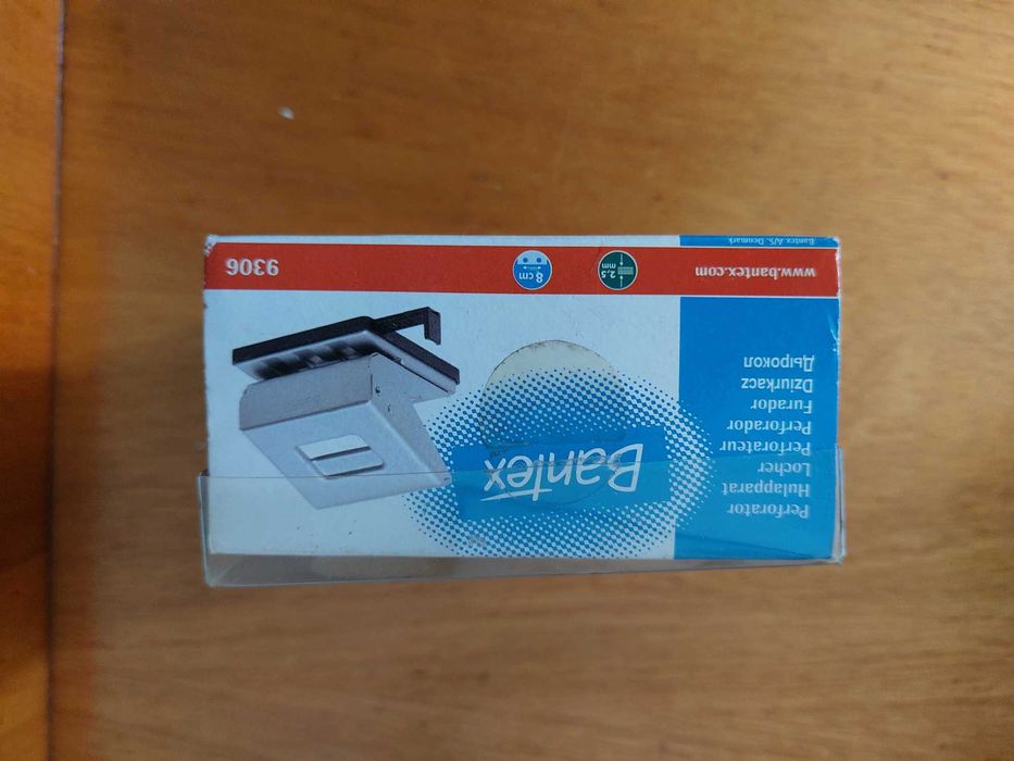 Furador de escritório NOVO na caixa