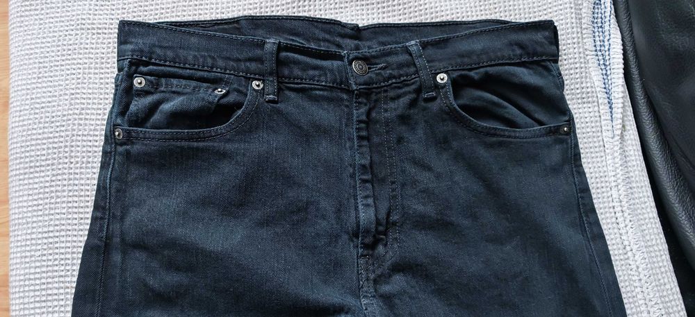 Levi's Jeans. W33 L32
