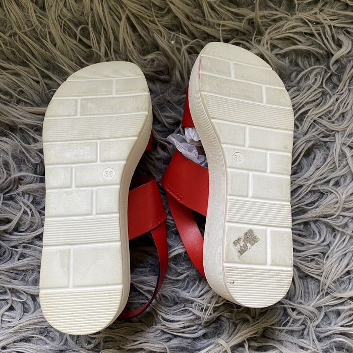 Czerwone damskie buty sandałki Studio Pollini Made in Italy [36]