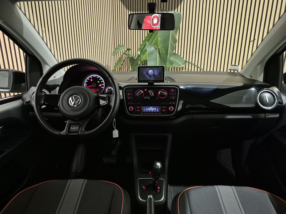 VW UP - AUTOMÁTICO | GARANTIA | NACIONAL - 89.000KM