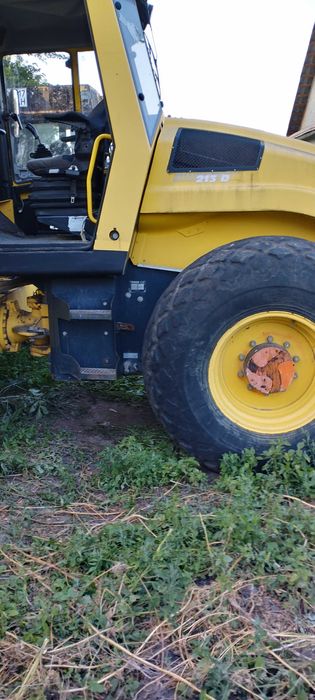 Продам  дорожний каток  BOMAG