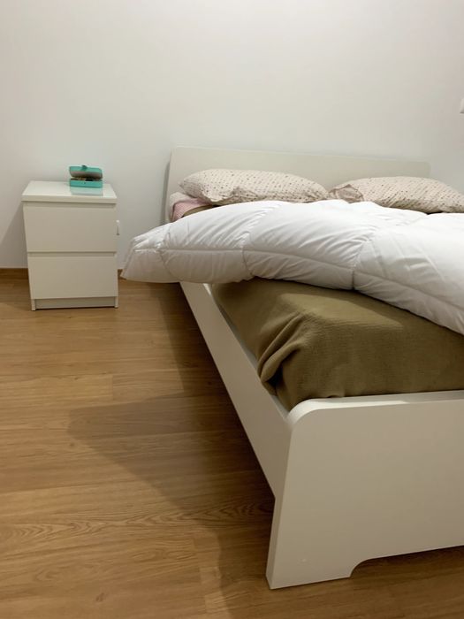 Vende-se mobilia quarto como nova