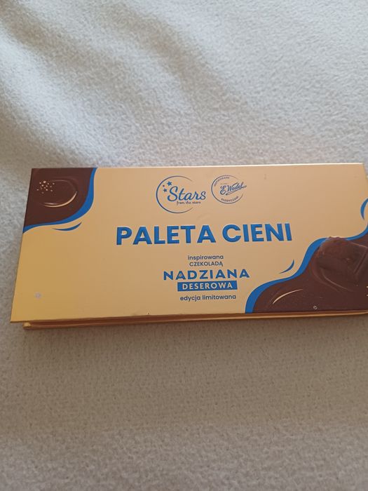 Paleta cieni deserowa Stars from the stars