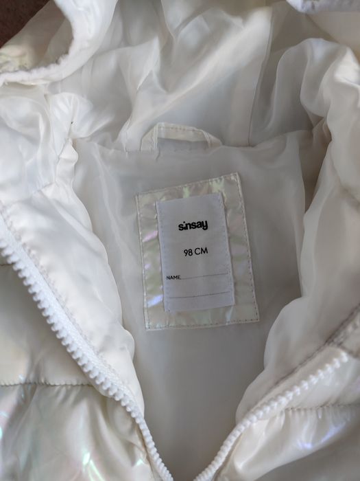 Демісезонна куртка для дівчинки