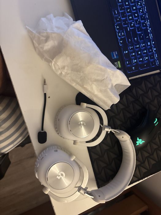 Auscultadores logitch Pro X 2