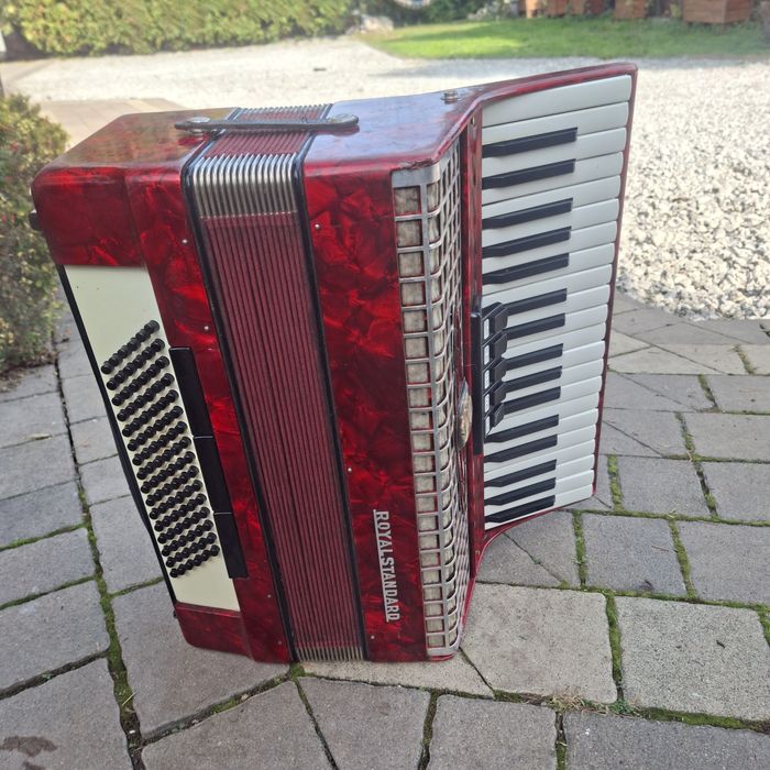 Sprzedam akordeon 96 basów