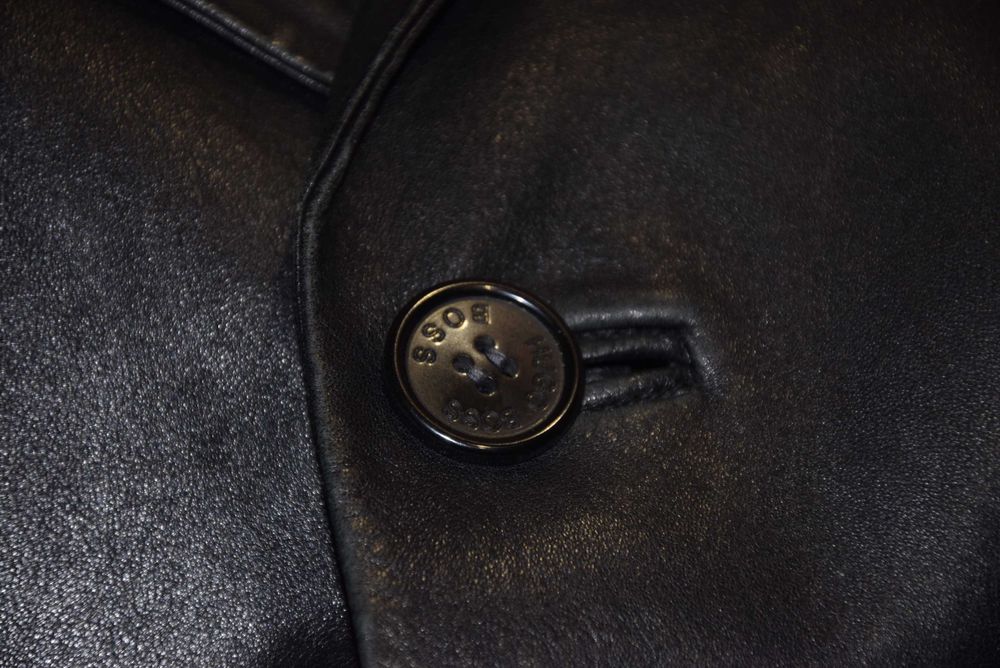 Кожаная куртка HUGO BOSS