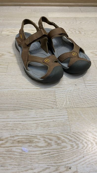 Сандалі Keen 43/27,5см  крокси Open Toe Teva Chaco Bedrock Hoka Birkenstock Xero Shoes Offroad Luna Sandals, Ecco, Merrell Crocs
