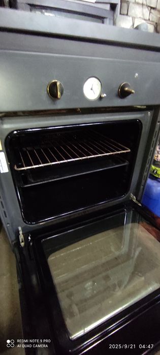 Духова шафа Ariston