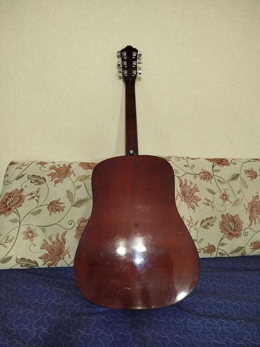 Акустична гітара Ibanez