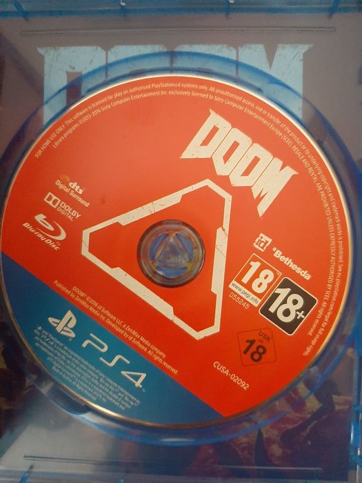 Jogo Doom PS4 DOOM