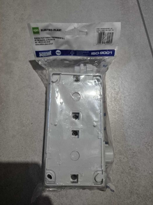 Gniazdo hermetyczne podwójne AQUANT IP65 2X2P+Z