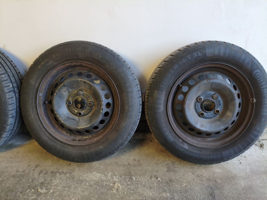Koła 4x100 5.5J x 14 ET 47 Opony Continental