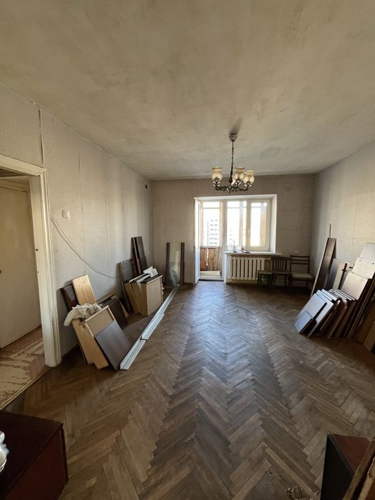 Продаж 2х кім Індустріальний міст КПІ