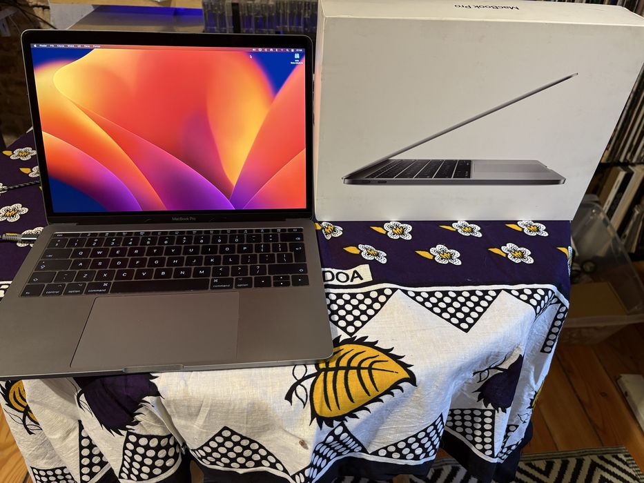 MacBook Pro 2017 8Gb 256Gb uszkodzony
