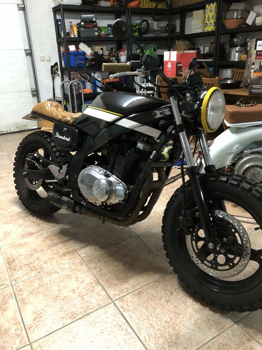 Suzuki GS500e - cafe racer