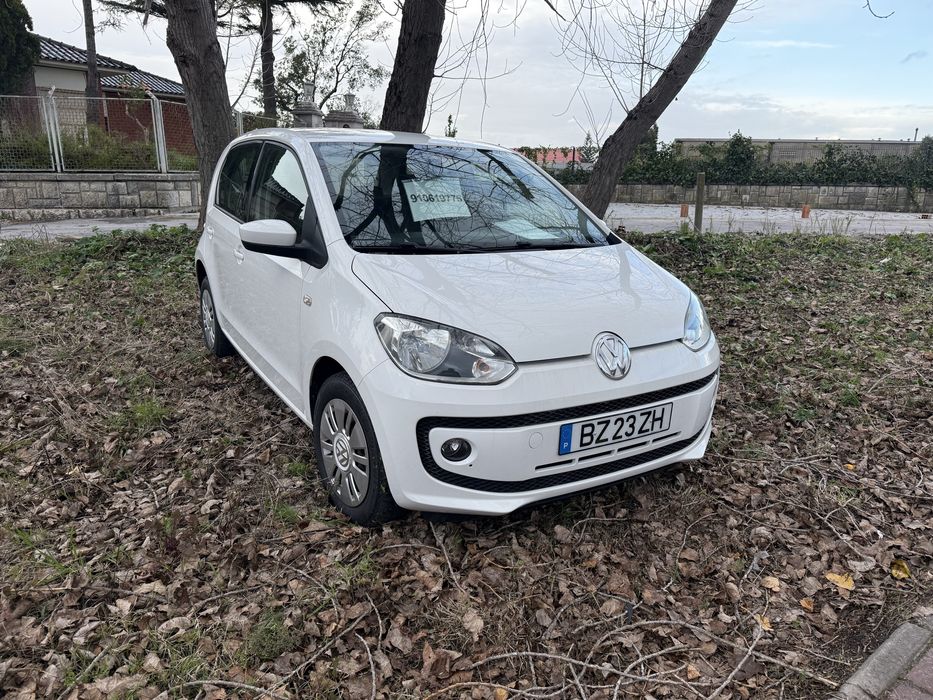 Volkswagen / UP 1.0 / 2016
