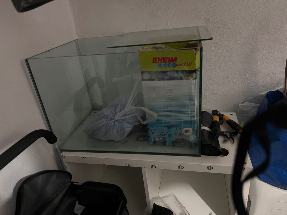 Aquário 60x60 com tudo incluindo