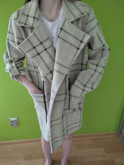 Продаю пальто для дівчини