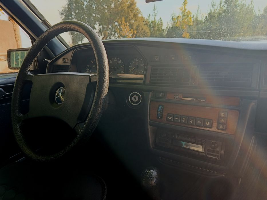 Mercedes 190  2.2 Diesel muito bom estado