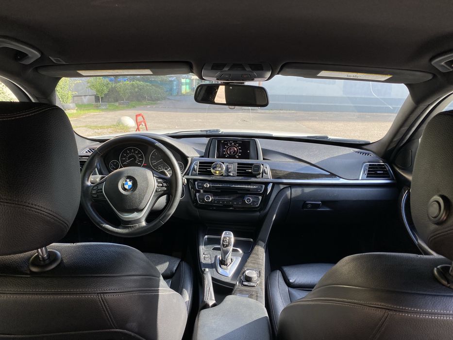 BMW 3 Series 2016 VIN WBA8E9C58GK647113 фото оголошення 5 з 14