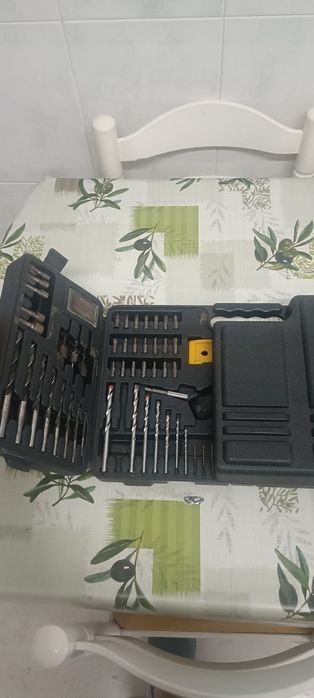 Mala com ferramentas