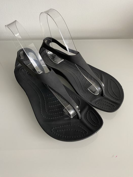Sandałki japonki Crocs Sexi Flip r. 36