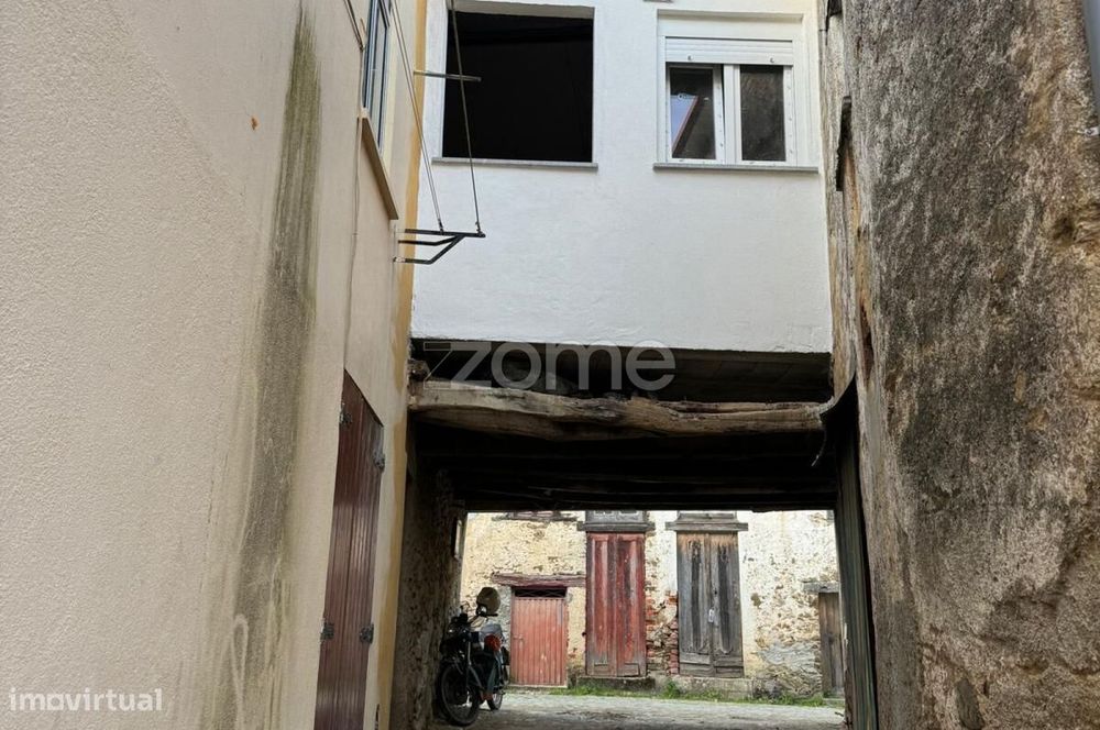 Moradia Parcialmente Remodelada Casal de São José | ARGANIL