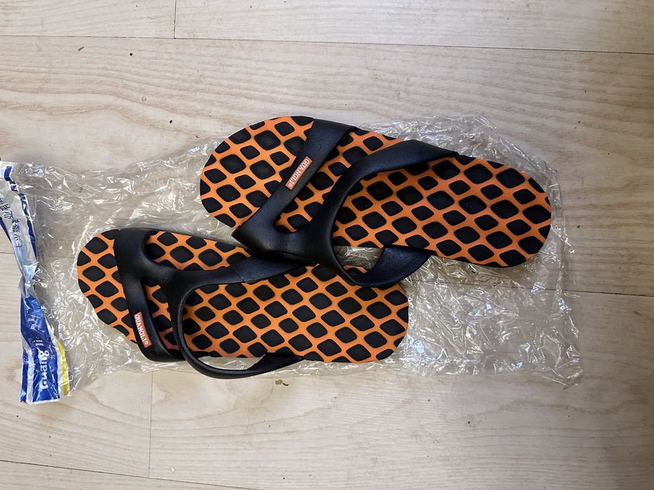 Шлепки  чоловічьі 45разм но лучше по см