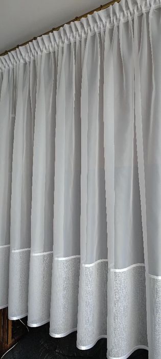 Dwie nowe firanki 200 x 136cm