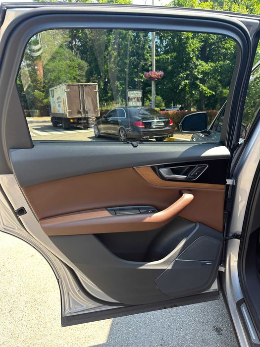 Audi Q7 2016 VIN WA1LAAF70HD026293 фото оголошення 14 з 24
