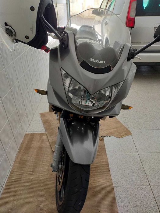 Mota SUZUKI- GSF 1250 S
