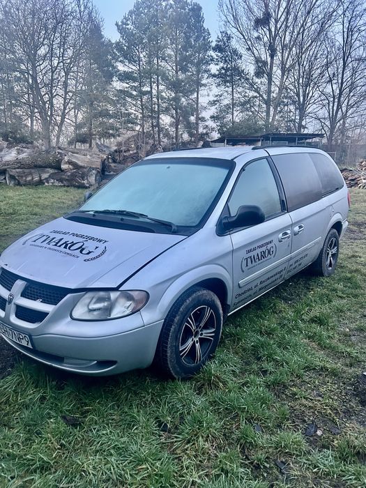 Karawan pogrzebowy dodge caravan