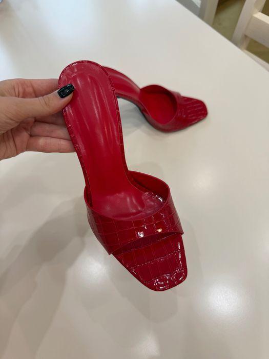 Жіночі мюлі нові