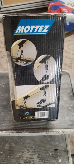 Vendo suporte de teto para bicicletas da Mottez embalado