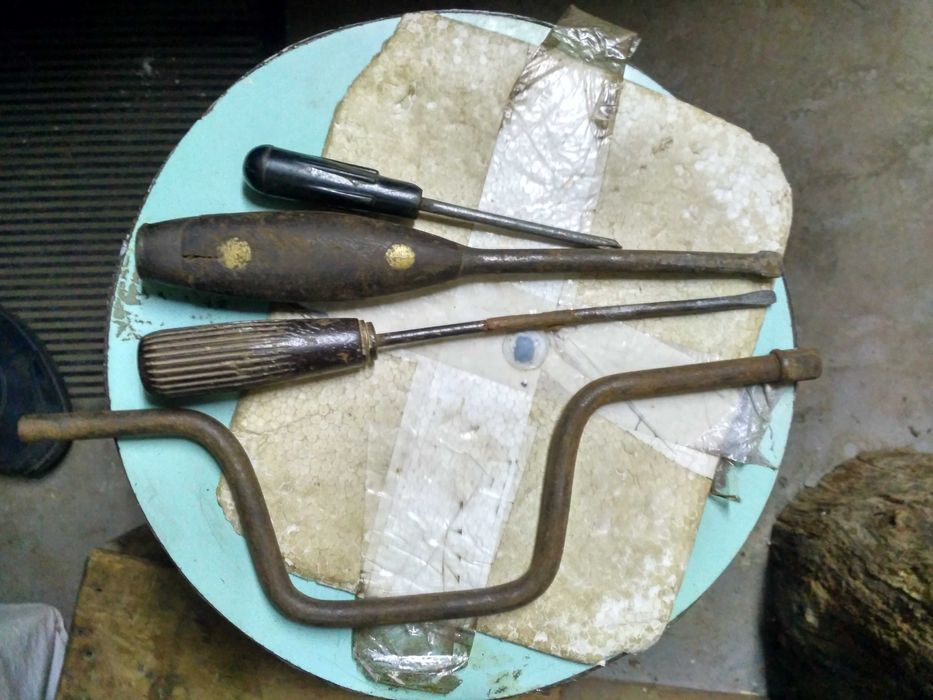 Ключи инструменты разное     круг наждак 4х76х300