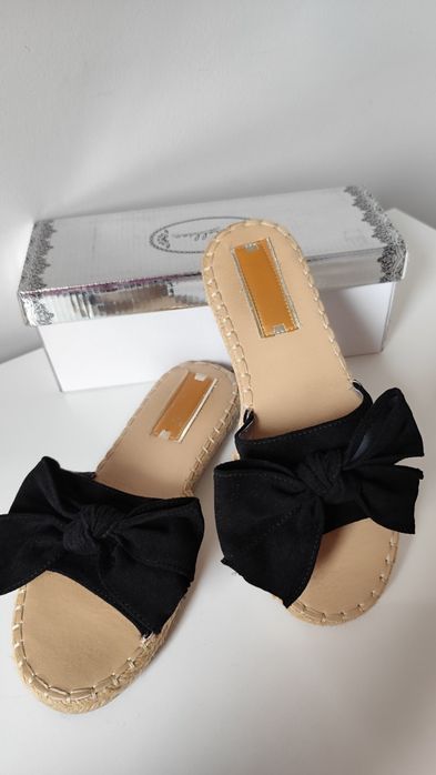 Klapki z kokardą rozm.39