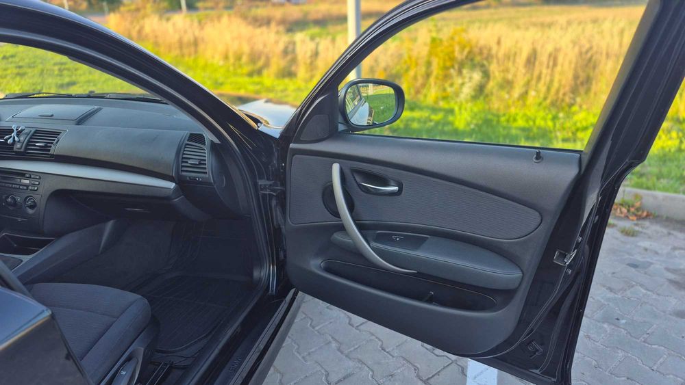 Продам автомобіль BMW 116i