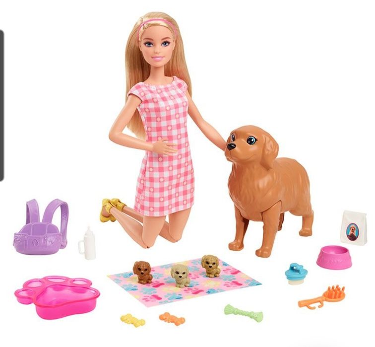 Barbie, cachorros recém nascidos