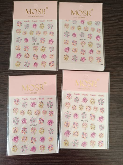 Великий вибір наклейок,на нігті