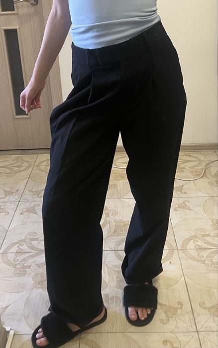 Класичні брюки H&M
