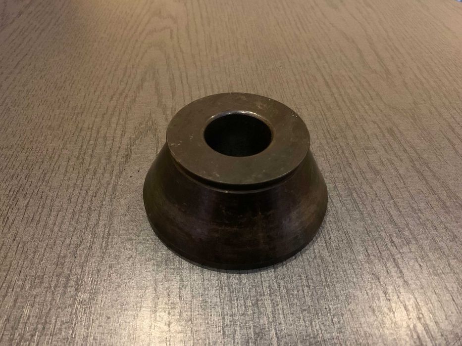 Stożek centrujący wyważarki 88mm-111mm Uni-Trol / Evert fi 36