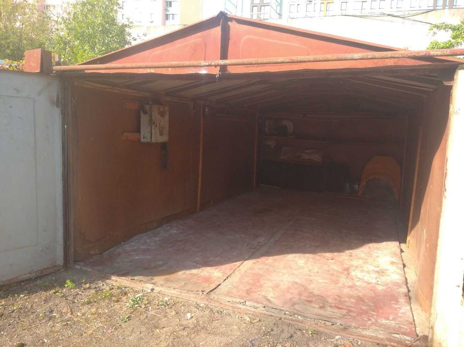 Здам гараж проспект науки 49
