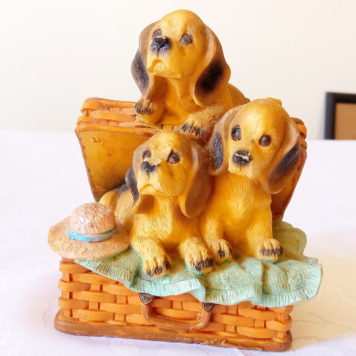 Conjunto de 3 bonecos figuras em resina