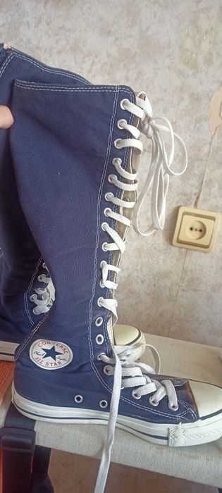 Обувь женская конверсы