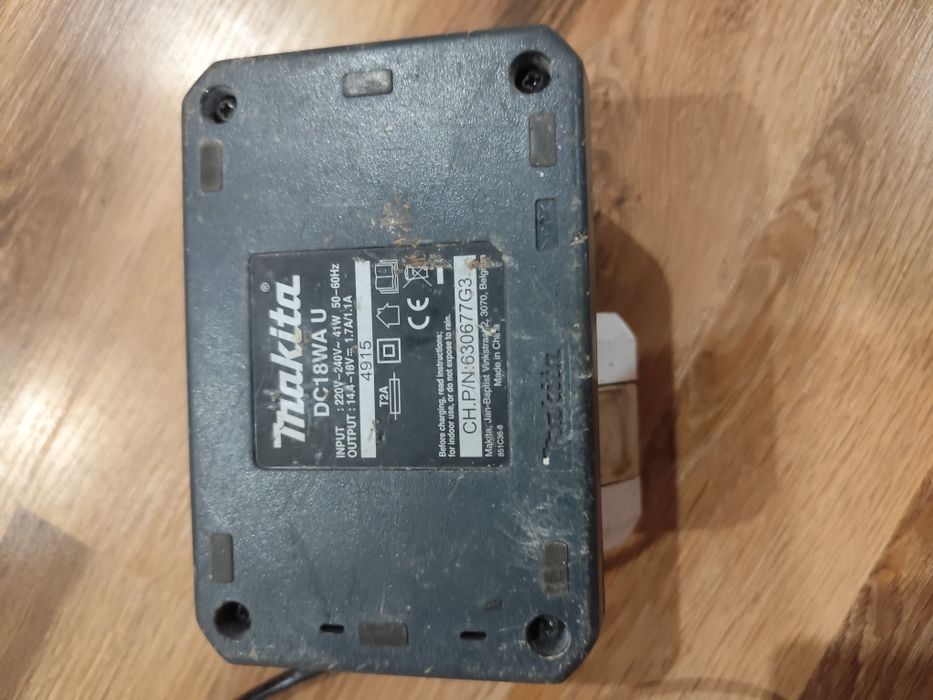 Bateria 1.5ah ładowarka makita dc18wa