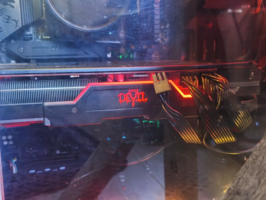 RX 5700 XT Red Devil