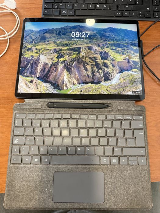 Microsoft Surface Pro 9