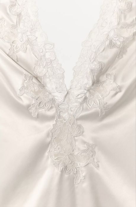 Нове біле атласне боді ZARA розмір М