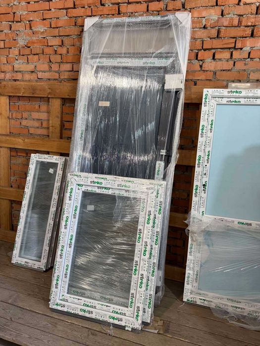 Пластикові вікна, двері, склопакети Долина